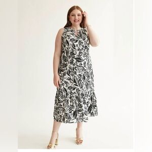 Penn Black and White Floral Dress